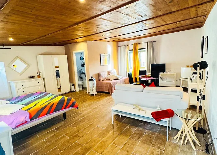 Hotelito Rural Ga7colores Only Adult Bed and Breakfast 4*