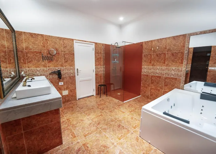 Hotelito Rural Ga7colores Only Adult Bed and Breakfast